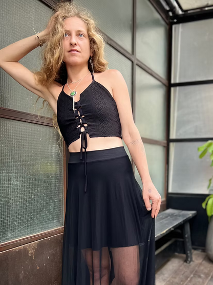 COSMOS Reversible Lace Top – Black