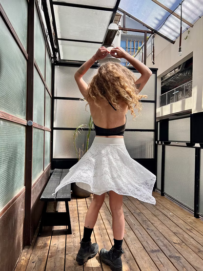 MOON Skirt – White Lace