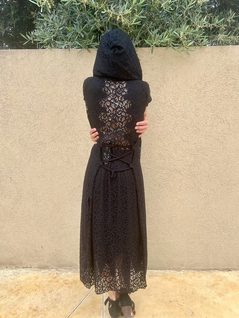 MAGIC Black Lace Wrap Hood Duster