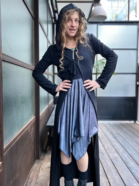 ILLUSION Long Black Cotton Top