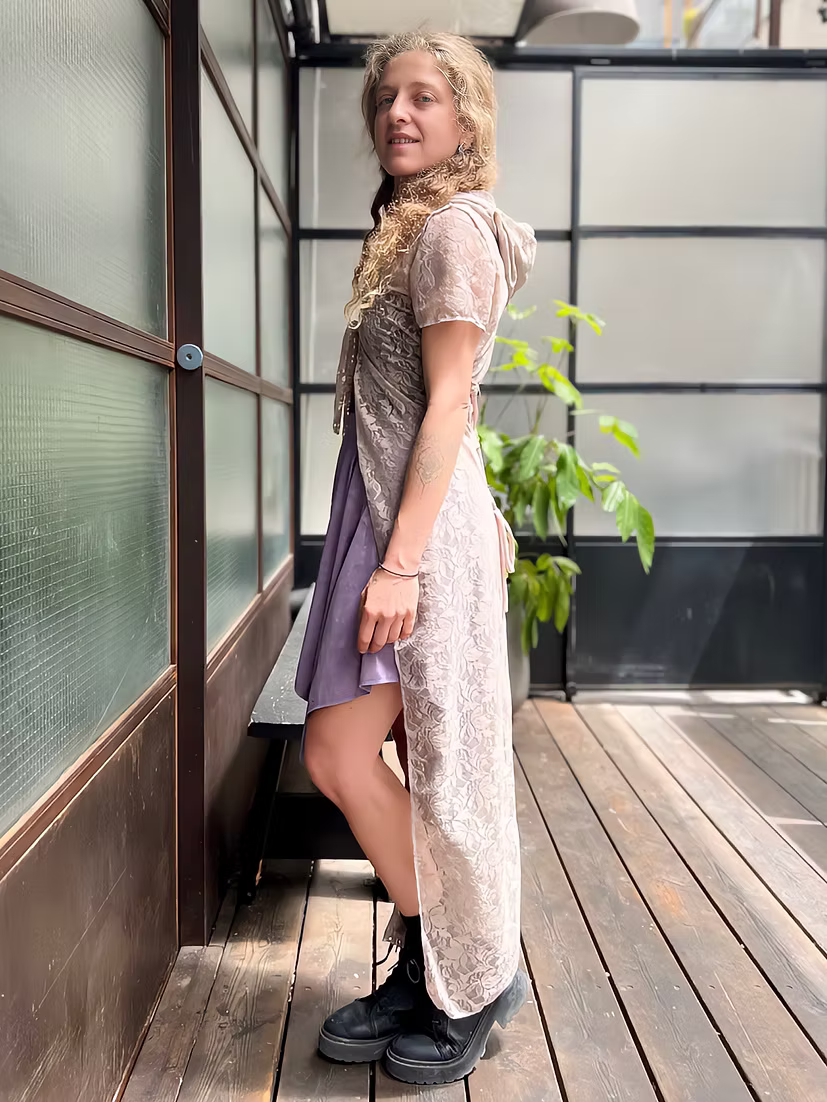 VENUS Beige Leaf Lace Short Sleeve Top