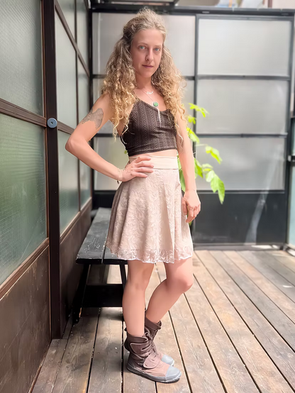 POLLY Skirt – Beige Leaf Lace