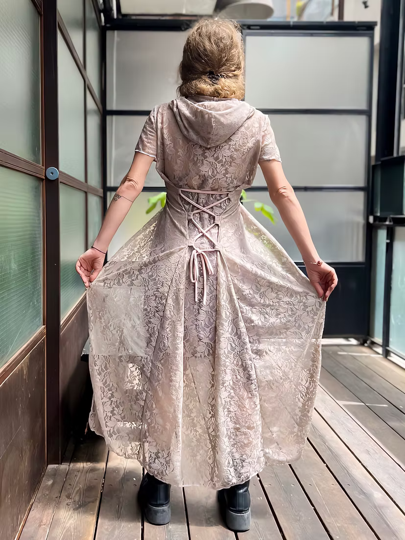 VENUS Beige Leaf Lace Short Sleeve Top