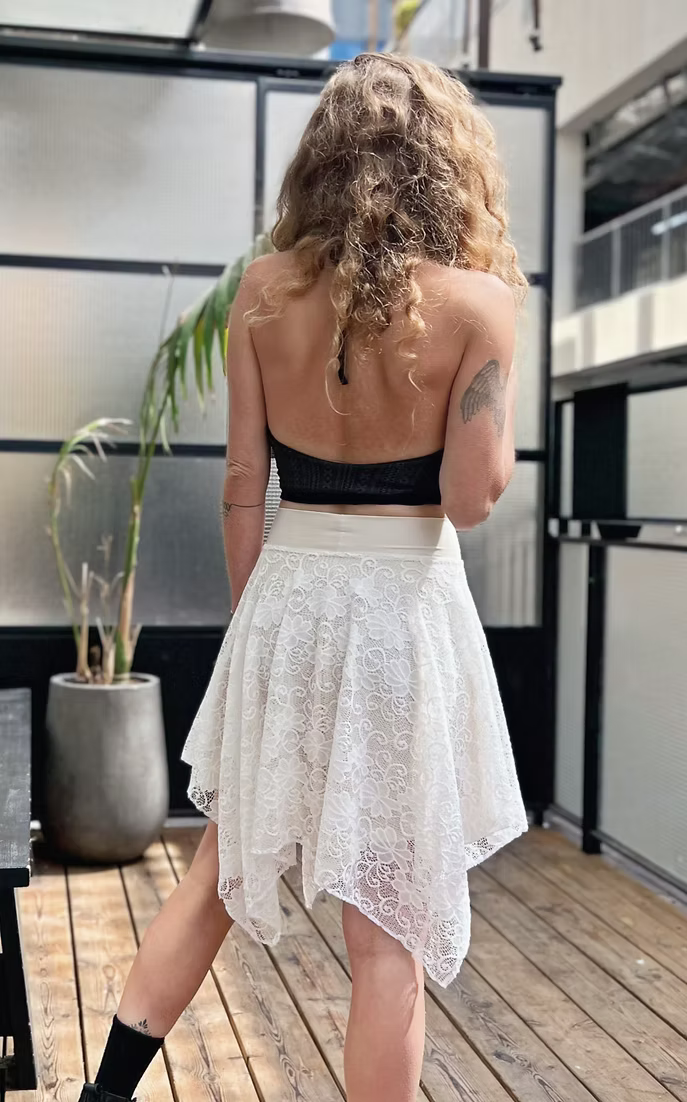 MOON Skirt – White Lace
