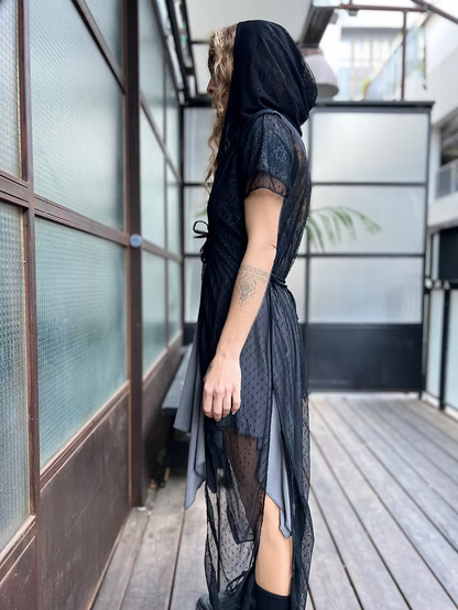 VENUS Black Leaf Lace Long Top