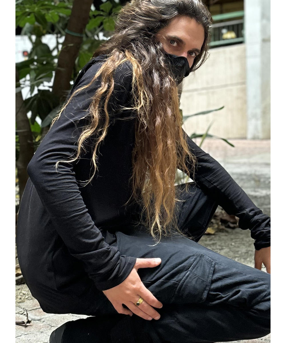 KUSARY Long Sleeve Hooded Shirt In Black