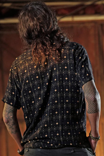 FIREWORKS Button Short Sleeve Shirt