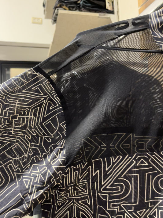 BUTTON UNISEX TUNIC B&W GEO