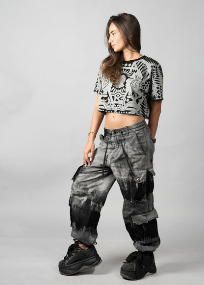 SOLOMANTRA Crop Top In Black & Silver